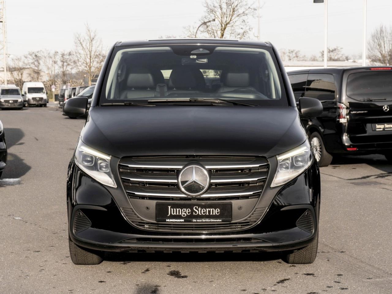 Mercedes-Benz Vito 124 CDI 4x4 Tourer PRO Lang Distronic Navi