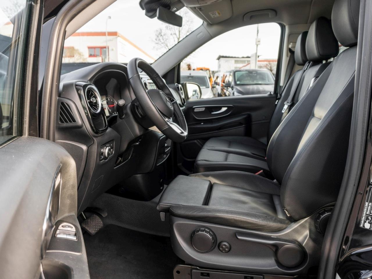 Mercedes-Benz Vito 124 CDI 4x4 Tourer PRO Lang Distronic Navi