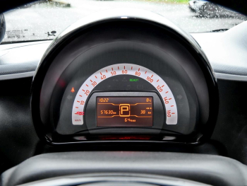 SMART EQ forfour Cool&Audio Volldach Klimaautomatik
