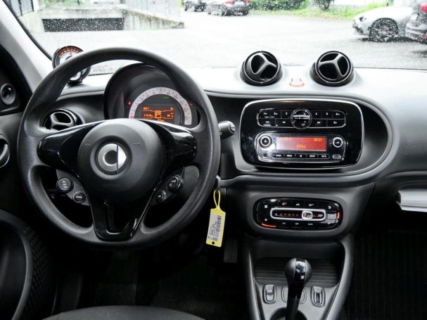 SMART EQ forfour Cool&Audio Volldach Klimaautomatik