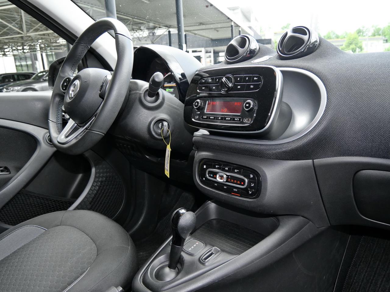 SMART smart EQ forfour passion plus paket cool&audio