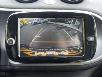 SMART EQ fortwo 22kW Night Plus-Paket Panorama Kamera