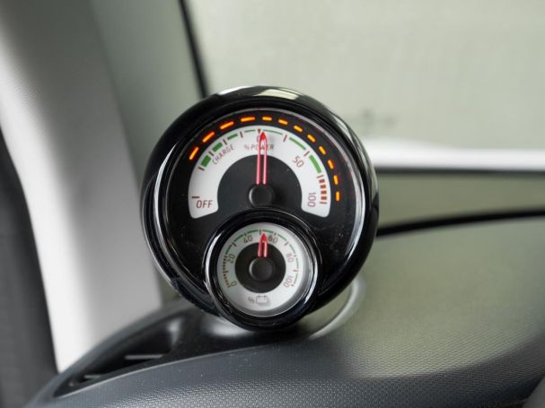 SMART EQ fortwo cabrio advanced-paket LadekabelP 22kW