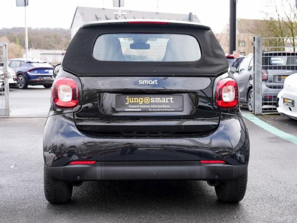 SMART EQ fortwo cabrio plus-Paket Cool&Audio 22kw