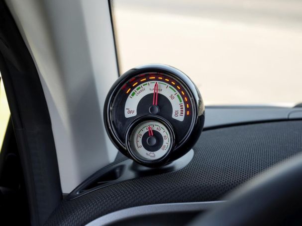 SMART EQ fortwo cabrio passion plus paket cool audio