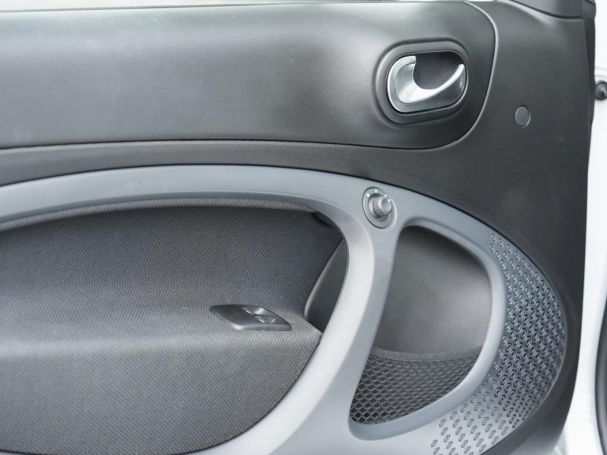 SMART EQ fortwo cabrio passion Advanced-P Sitzhzg LM