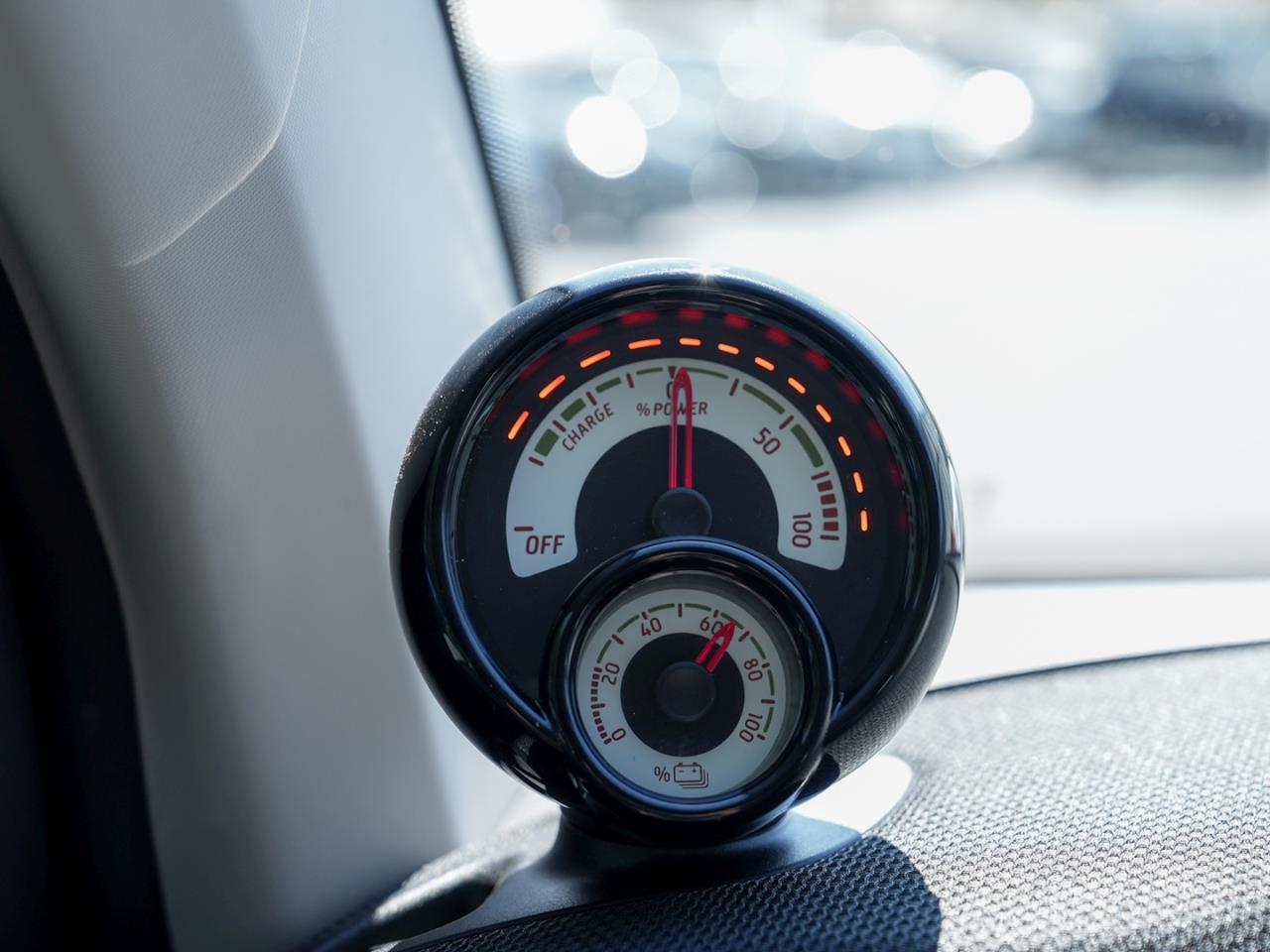 SMART EQ fortwo cabrio pulse exclusive-Paket 22kW