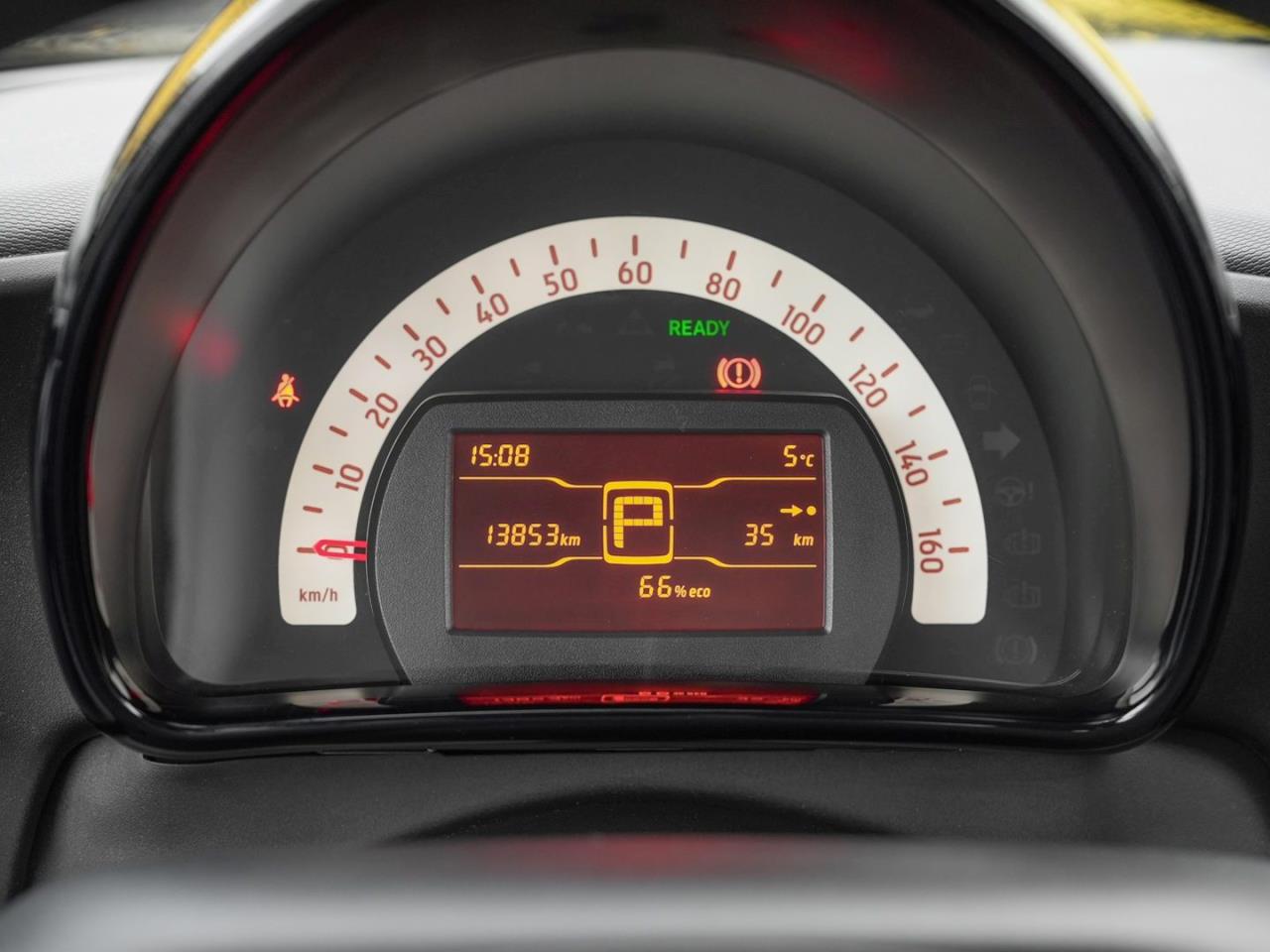 SMART EQ fortwo plus-Paket Cool&Audio Volldach 22kW