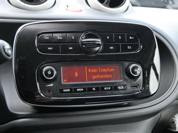 SMART EQ fortwo cool&audio Tempomat Volldach ABS ESP
