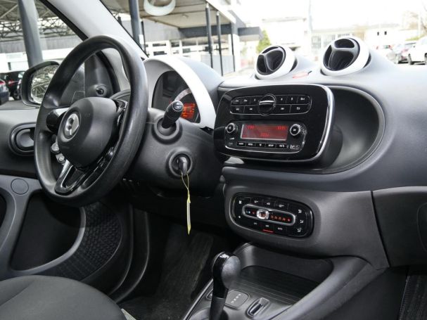 SMART EQ fortwo cool&audio Tempomat Volldach ABS ESP