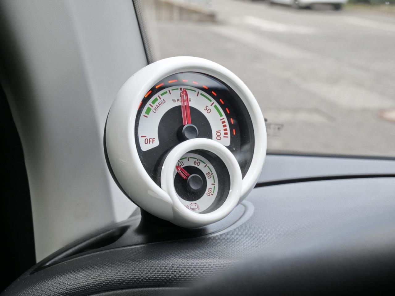 SMART EQ fortwo cool&audio Tempomat Volldach ABS ESP