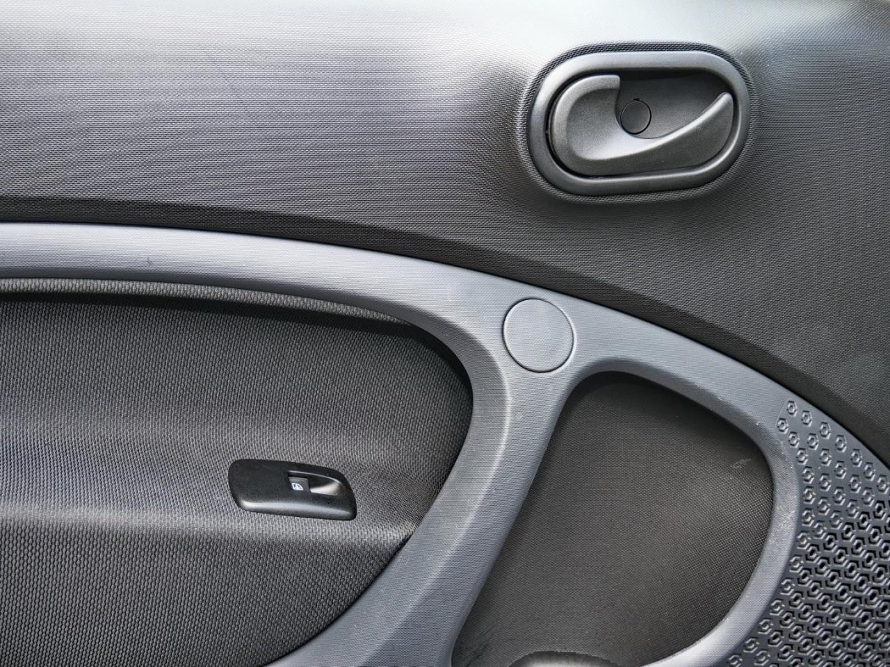 SMART EQ fortwo cool&audio Tempomat Volldach ABS ESP