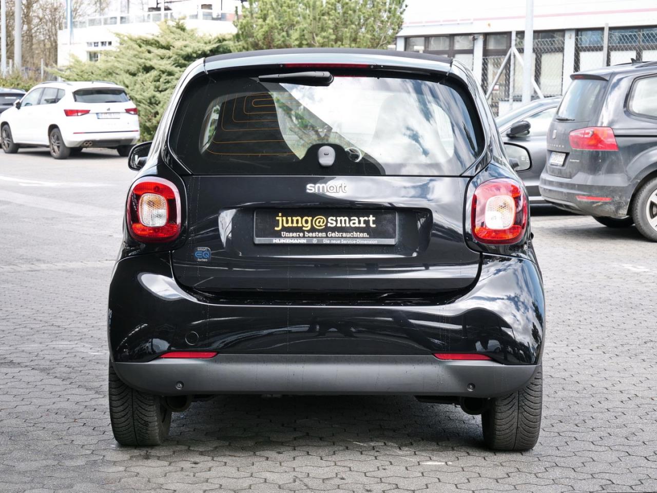 SMART EQ fortwo cool&audio Tempomat Volldach ABS ESP