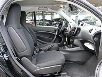 SMART EQ fortwo cool&audio Tempomat Volldach ABS ESP