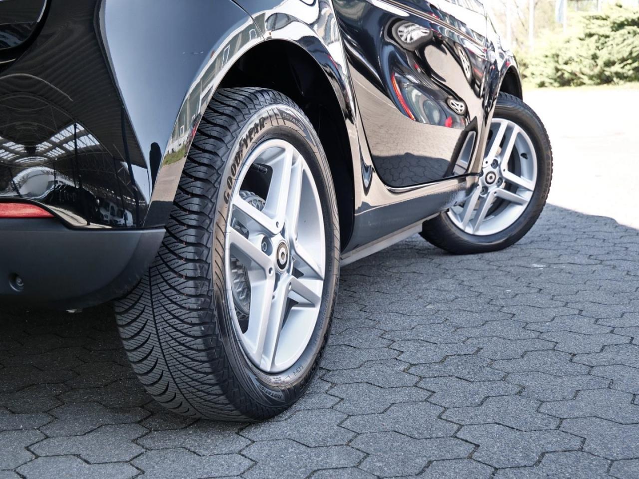 SMART EQ fortwo plus paket cool&audio Ladekabel 22kw