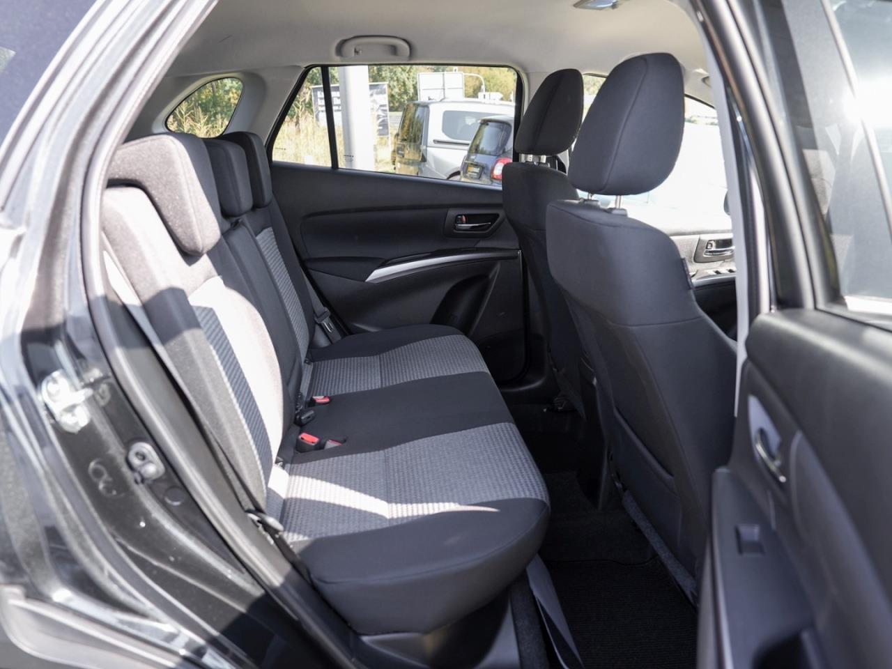 SUZUKI SX4 S-Cross 1.4 DITC Hybrid Comfort+ 4x4  Kamera
