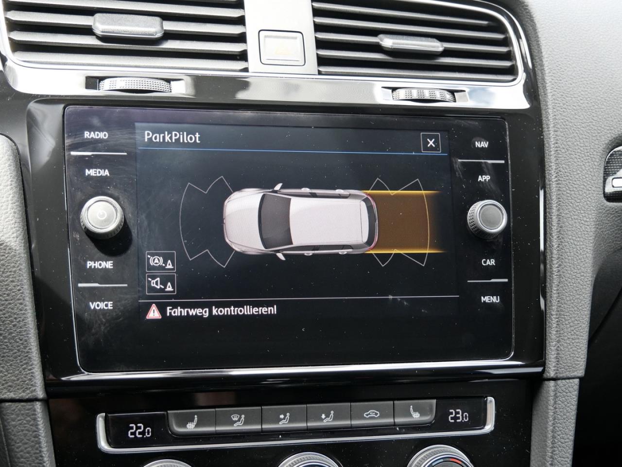 VW Golf VII 1.5 TSI ACT BMT Highline Massage ACC