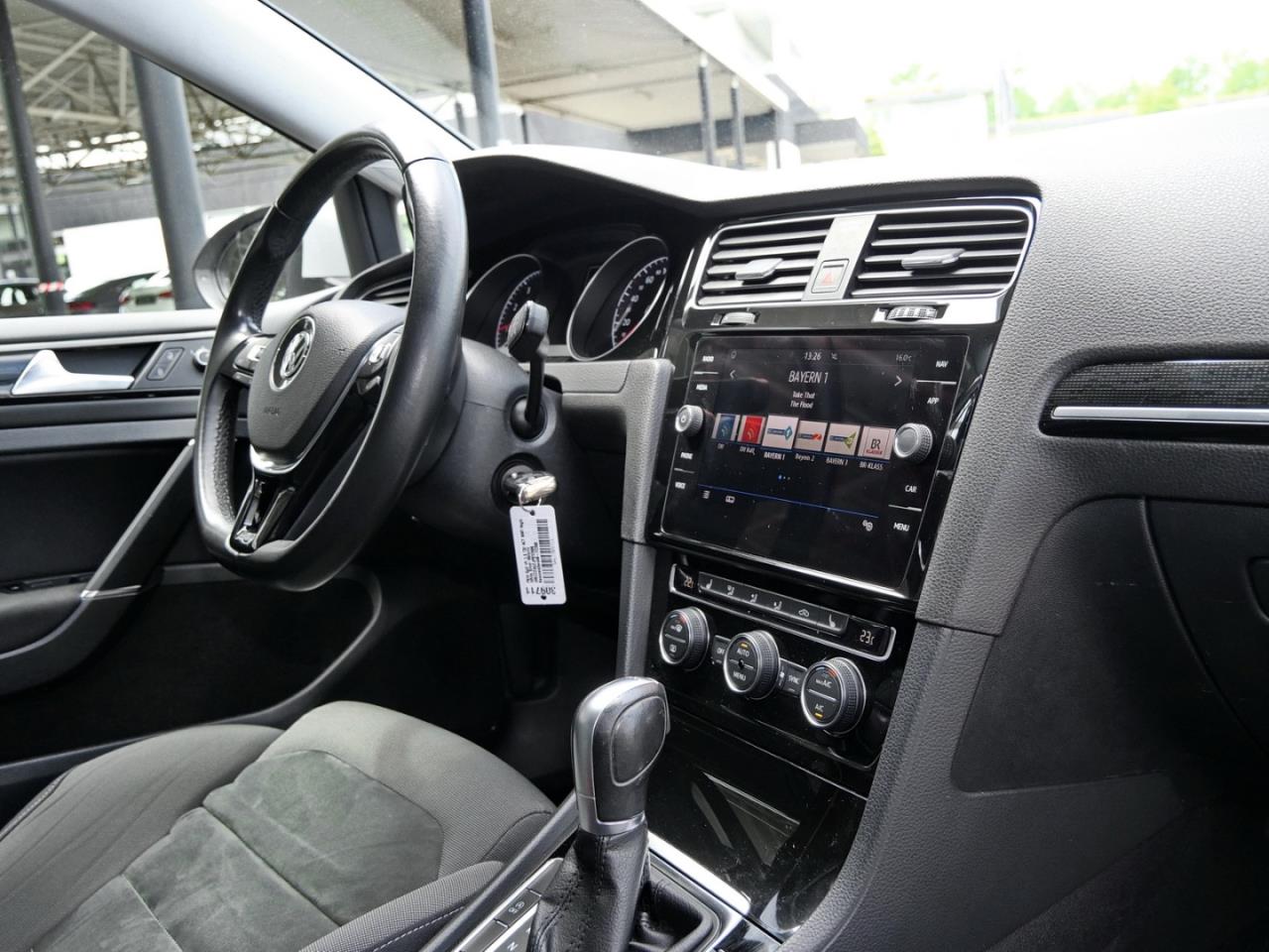 VW Golf VII 1.5 TSI ACT BMT Highline Massage ACC