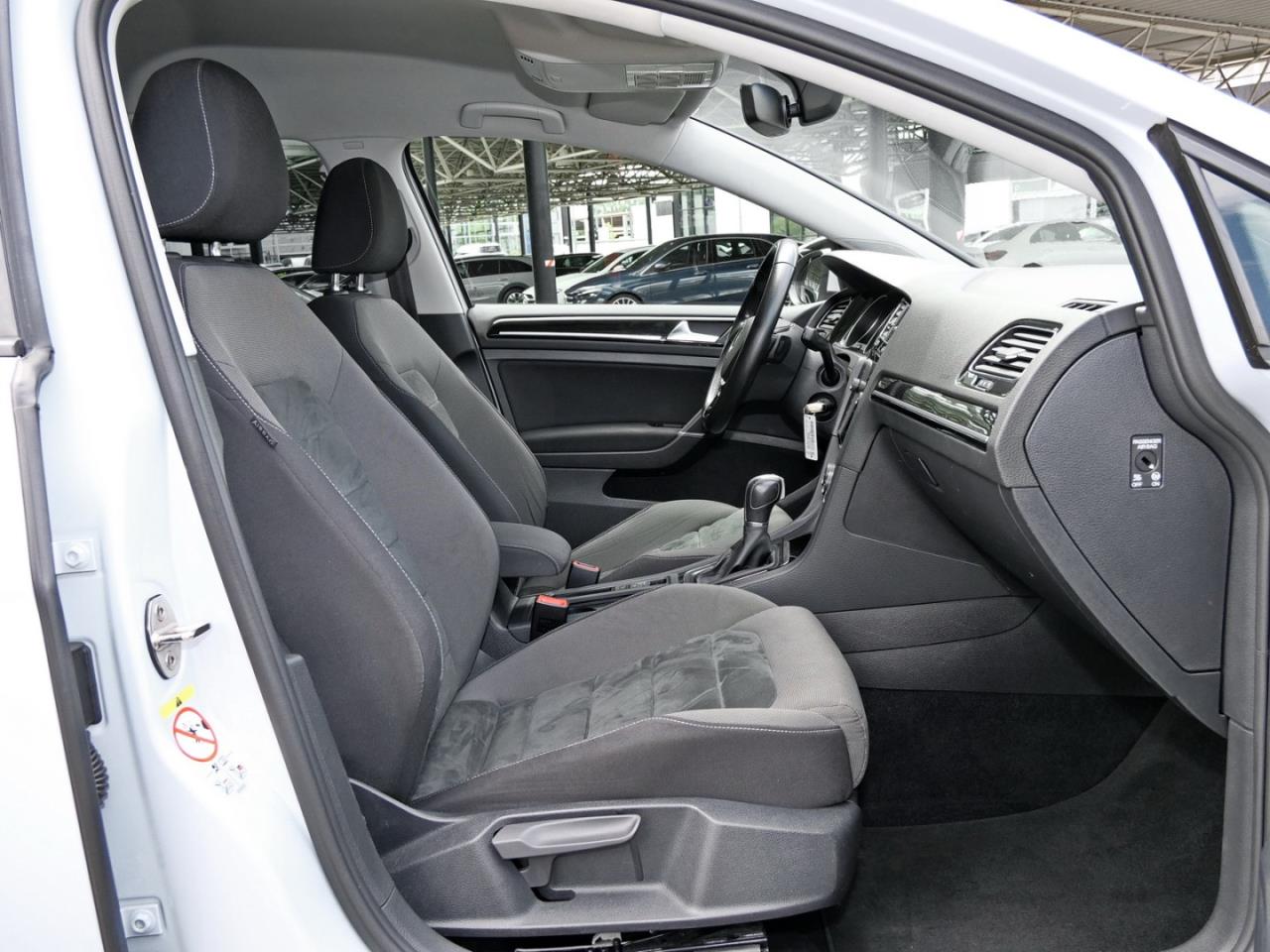 VW Golf VII 1.5 TSI ACT BMT Highline Massage ACC