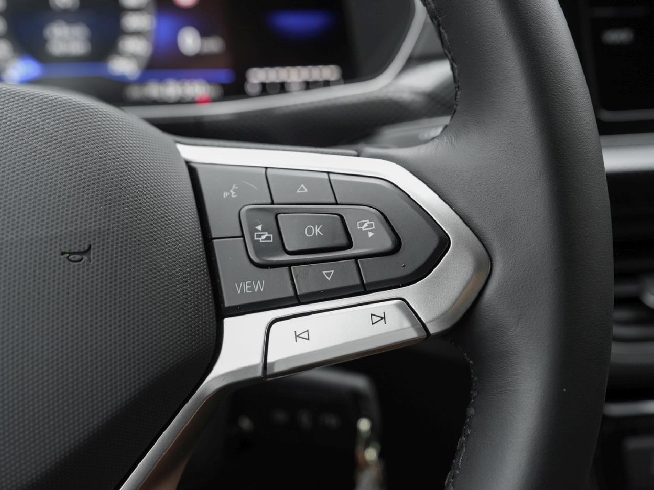 VW T-Cross 1.0 TSI R-Line AHK Spurhalte Kamera LED