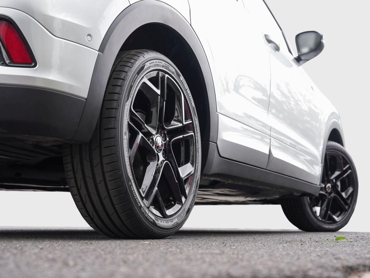 VW T-Cross 1.0 TSI R-Line AHK Spurhalte Kamera LED