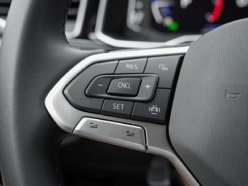 VW Taigo 1.0 TSI R-Line SpurH LED Klima Ambiente