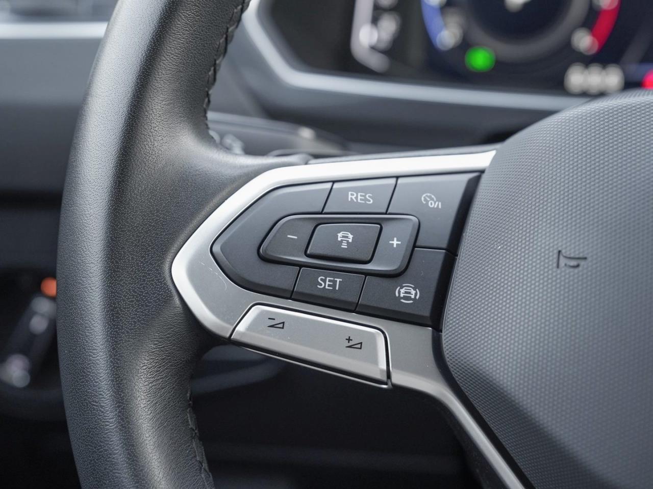 VW Tiguan 1.5 TSI Life ACC Kamera Digital Cockpit