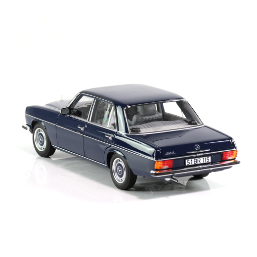 Modelo de coche 1:18 200 W114/W115 sedán original Mercedes-Benz | B66040694