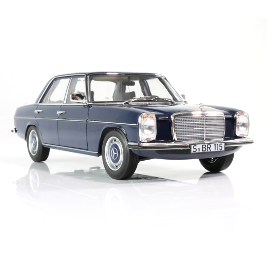 Modelo de coche 1:18 200 W114/W115 sedán original Mercedes-Benz | B66040694