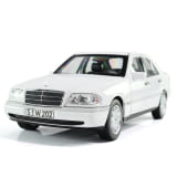 Coche de modelo 1:18 C 200 W202 berlina (1993-1996) blanco polar Original Mercedes-Benz