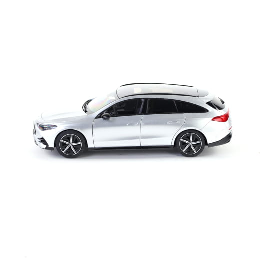 Modelo de coche 1:18 CLA Shooting Brake X174 hightechsilber Original Mercedes-Benz | B66960847