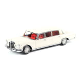 Modelo de coche 1:18 600 Pullmann W100 (1963 - 1991) blanco grisáceo Mercedes-Benz original