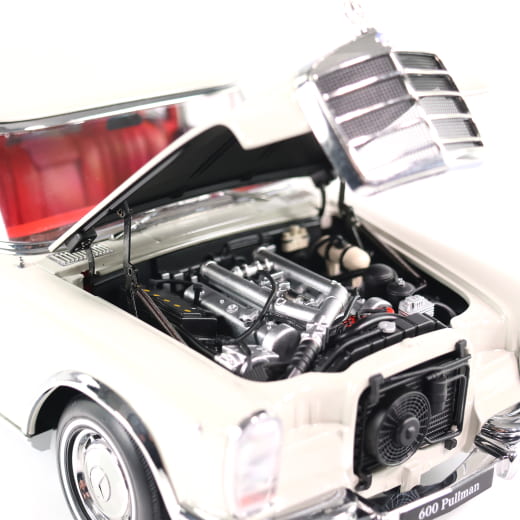 Modelo de coche 1:18 600 Pullmann W100 blanco grisáceo Mercedes-Benz original | B66040708