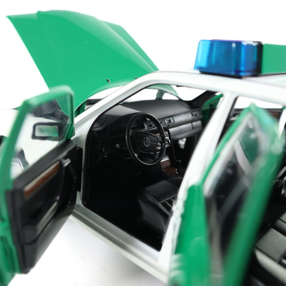 1:18 Model car 230 E-Class W124 Limited Edition Genuine Mercedes-Benz | B66040700