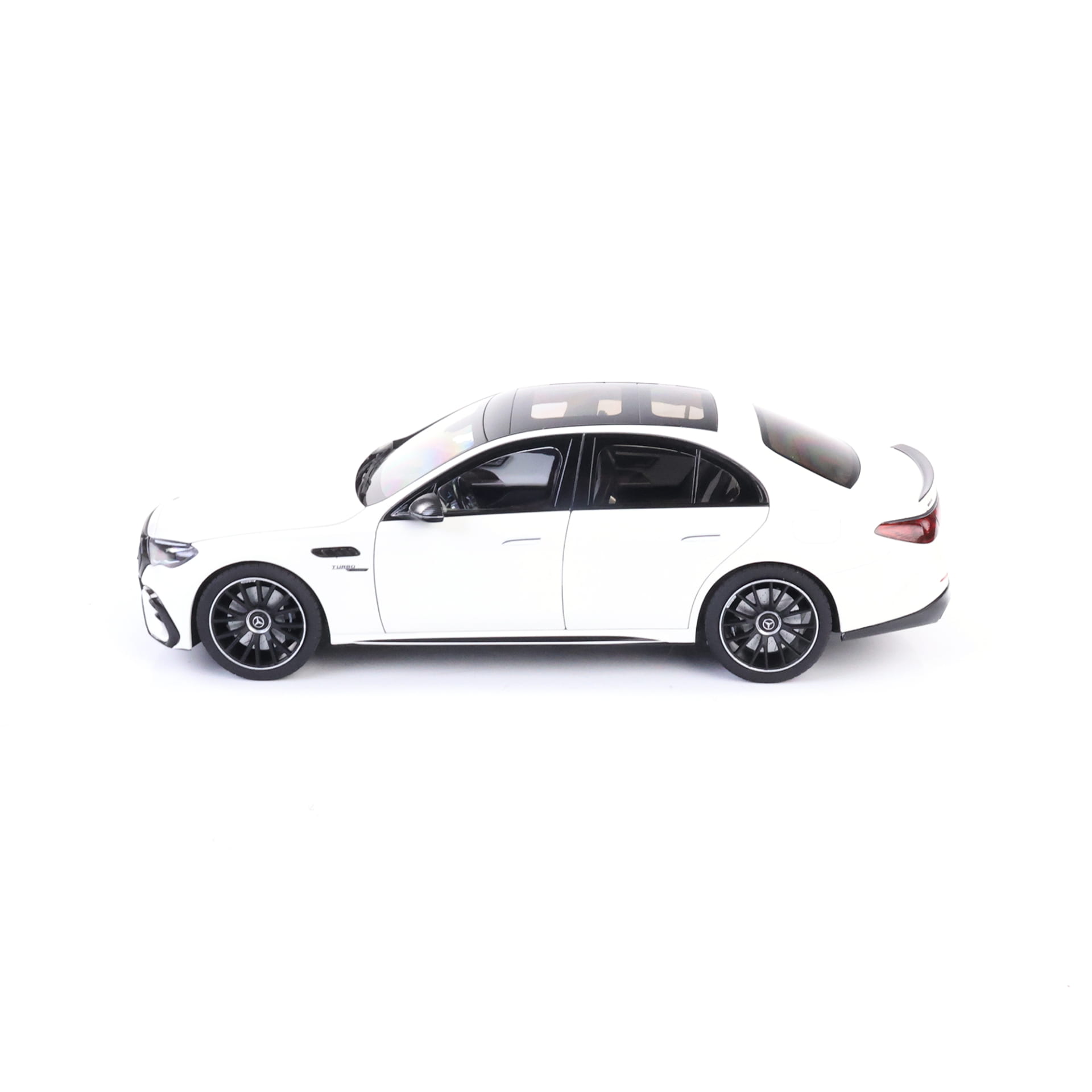 Coche a escala 1:18 Mercedes-AMG E 53 W214 Original Mercedes-Benz | B66961526