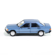 1:18 modelauto 190 E W201 diamantblauw | B66040661