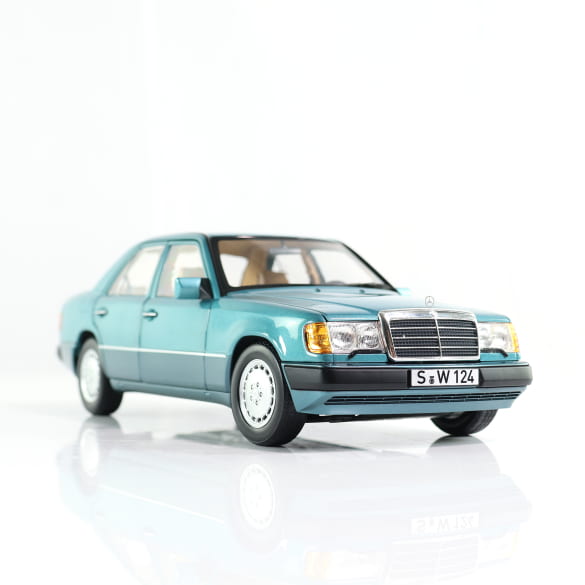 1:18 modelauto 230 E-Klasse W124 Beryll Original Mercedes-B  | B66040698