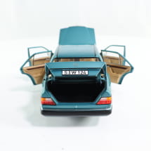 1:18 modelauto 230 E-Klasse W124 Beryll Original Mercedes-B  | B66040698