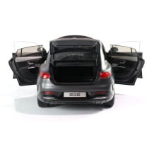 1:18 modelauto EQE Limousine V295 grafietgrijs magno Origine | B66961108