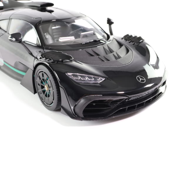 1:18 modelauto Mercedes-AMG ONE C298 Zwart Hyperblack Orig.  | B66961042
