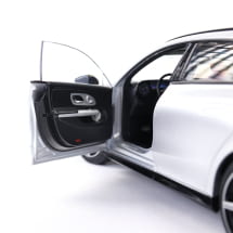 1:18 Modellauto CLA Shooting Brake X174 hightechsilber Original Mercedes-Benz | B66960847