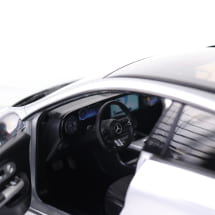 1:18 Modellauto CLA Shooting Brake X174 hightechsilber Original Mercedes-Benz | B66960847