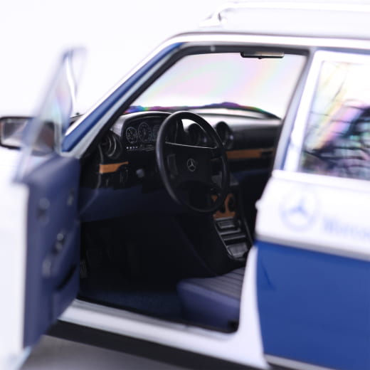 1:18 Modellauto Mercedes-Benz 200 T-Modell S123 Servicewagen Original Mercedes-Benz | B66040720