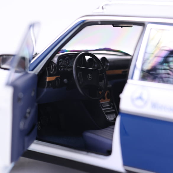 1:18 Modellauto Mercedes-Benz 200 T-Modell S123 Servicewagen Original Mercedes-Benz | B66040720