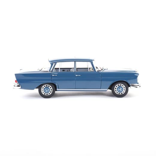 1:18 Modellauto Mercedes-Benz 220 S W111 Original Mercedes-Benz | B66040723