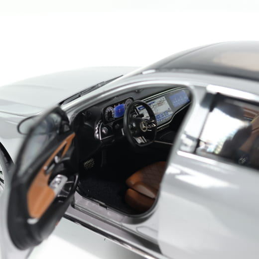 Modellino auto 1:18 Classe E W214 berlina grigio alpino uni originale Mercedes-Benz | B66961119