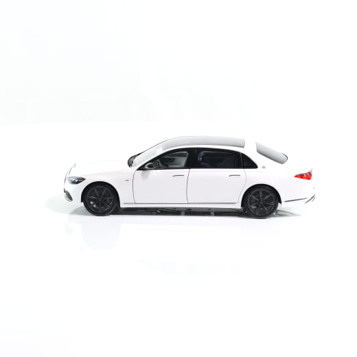 Modellino auto 1:18 S 680 4MATIC X223 bianco Original Mercedes-Maybach | B66960666
