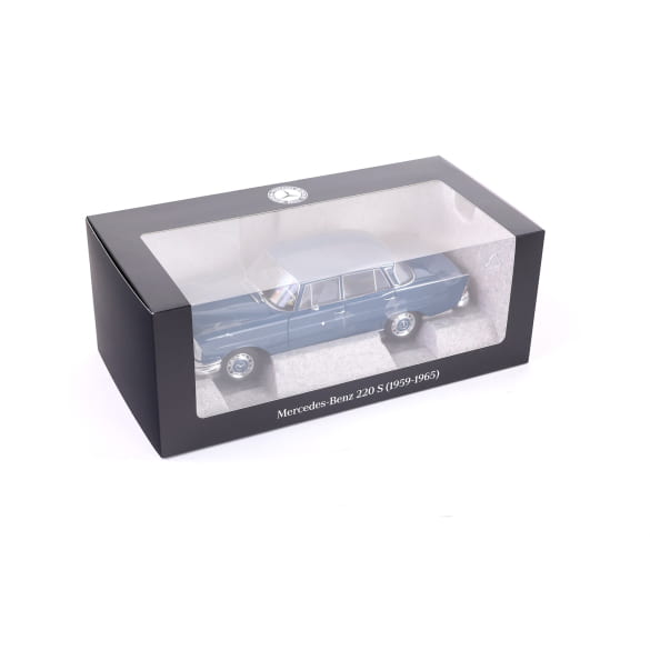 1:18 scale model car Mercedes-Benz 220 S W111 Original – Mer | B66040723