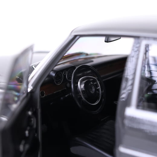 Voiture miniature 1:18 280 SE W 108 (1968-1972) Original Mercedes-Benz | B66040718