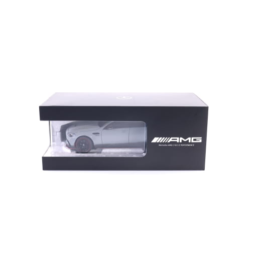 Modèle réduit 1:18 C 63 S E Performance AMG W206 F1 Edition | B66961524